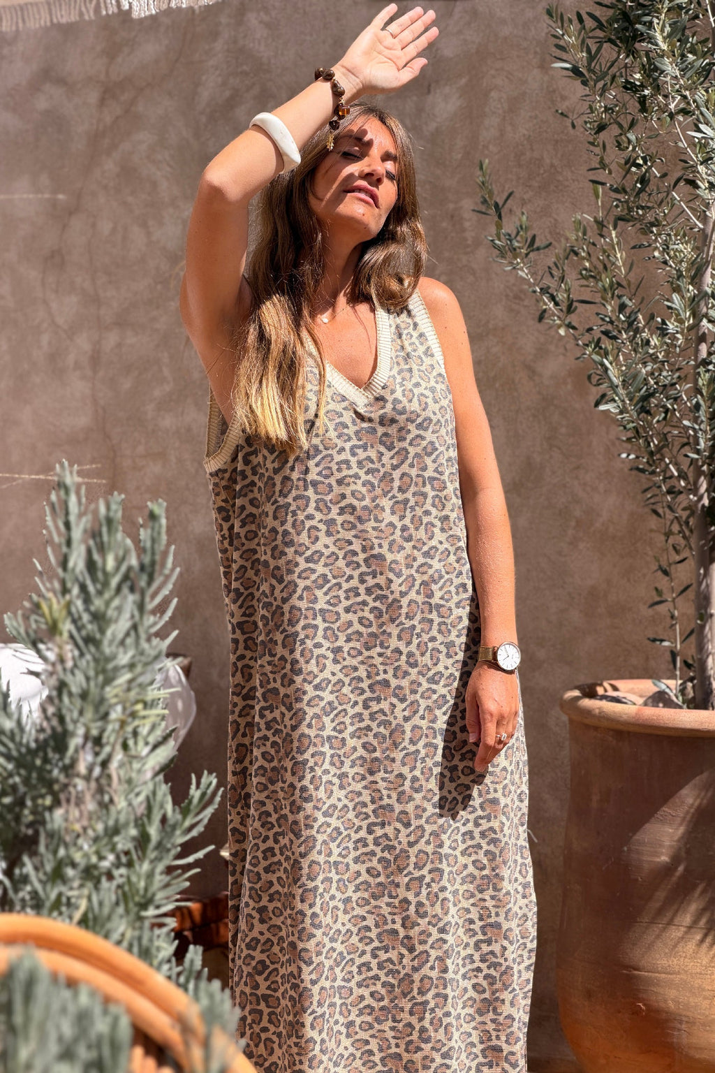 Camila - Vestido largo de tirantes con estampado de leopardo