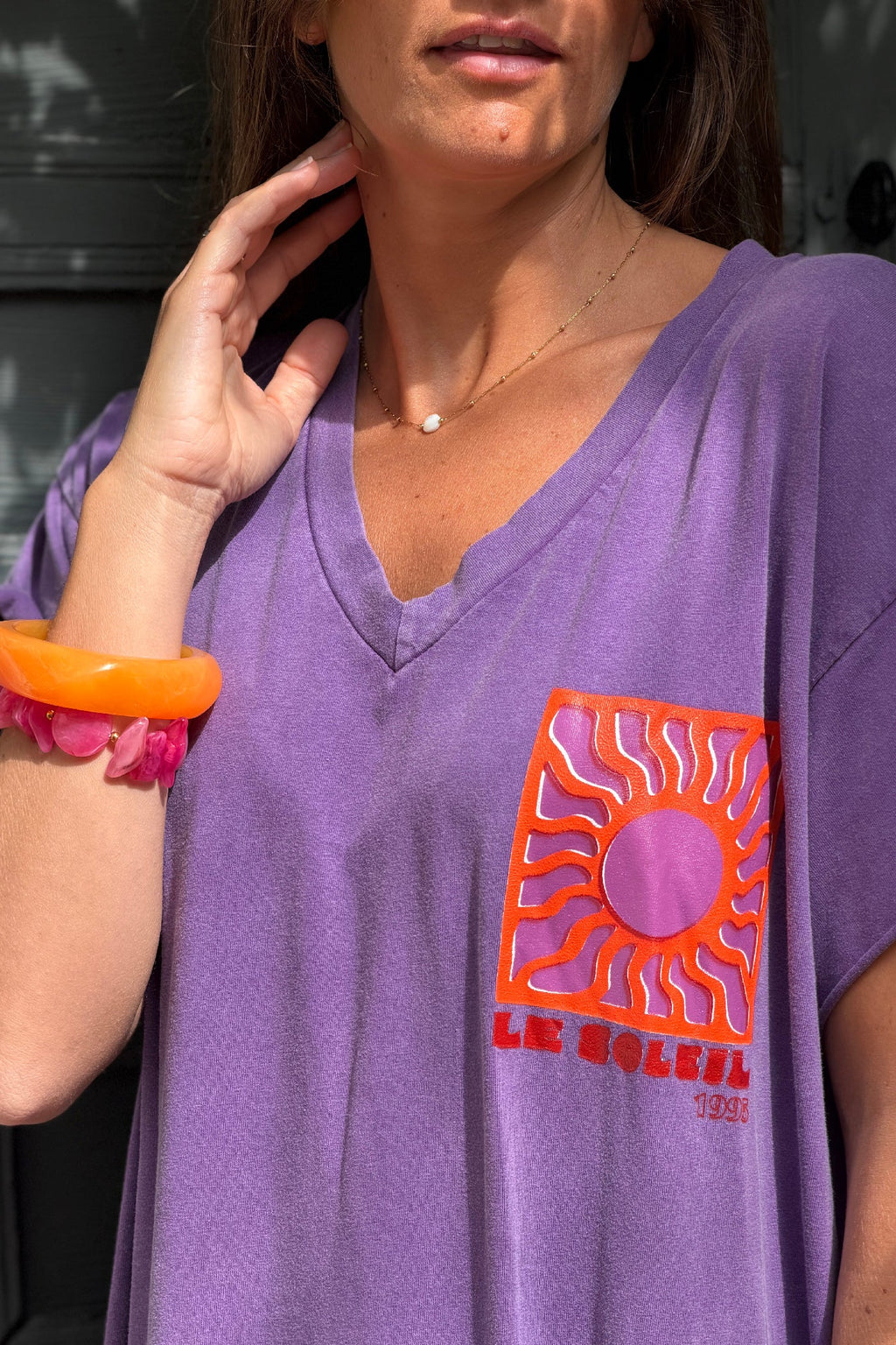 Vanina - Vestido largo y cómodo de color violeta deslavado, de algodón elástico, con cuello en V y estampado de soles