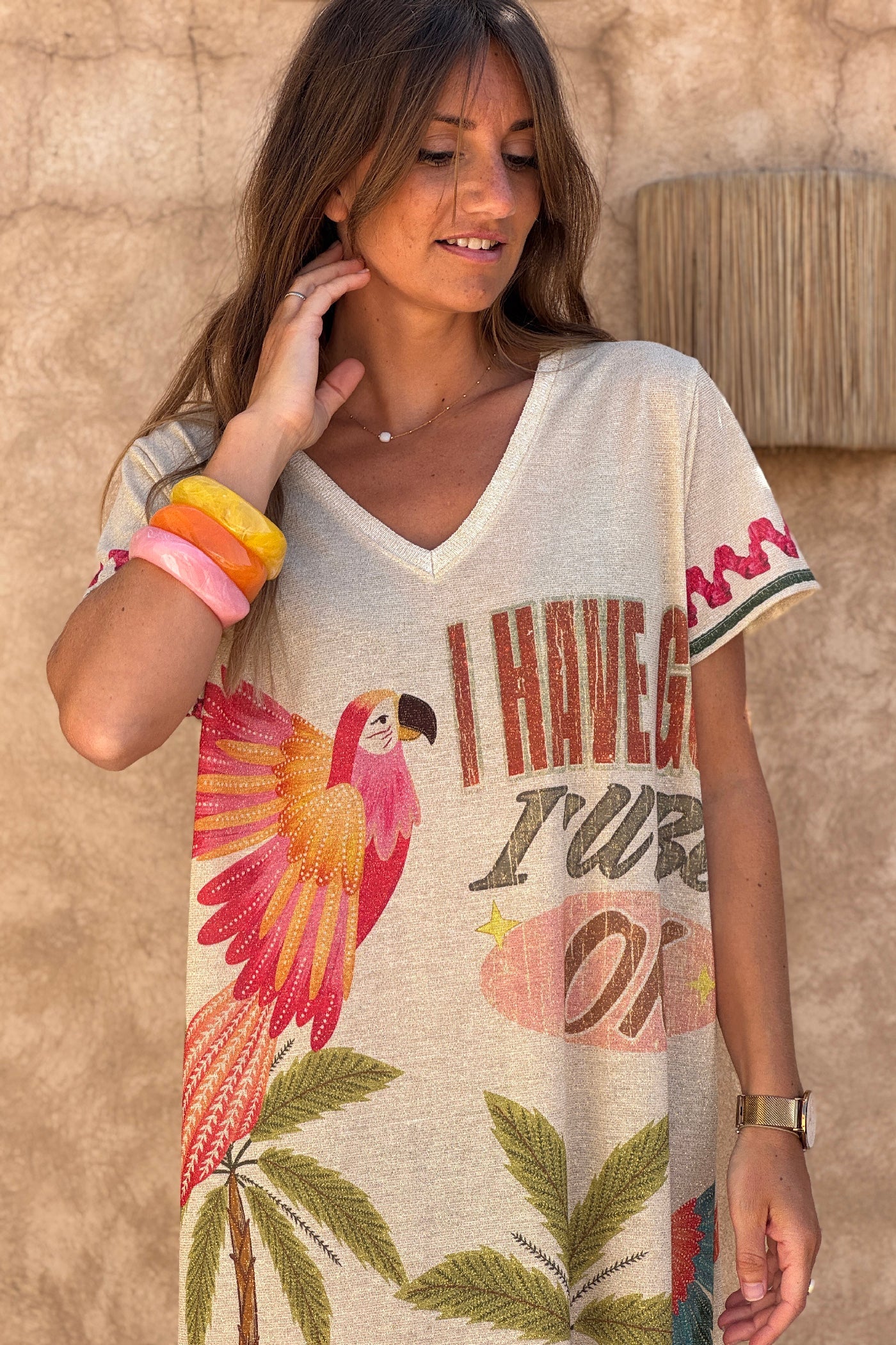 Trinidad - Vestido largo y holgado, brillante, con estampado de loros, palmeras y flores de colores