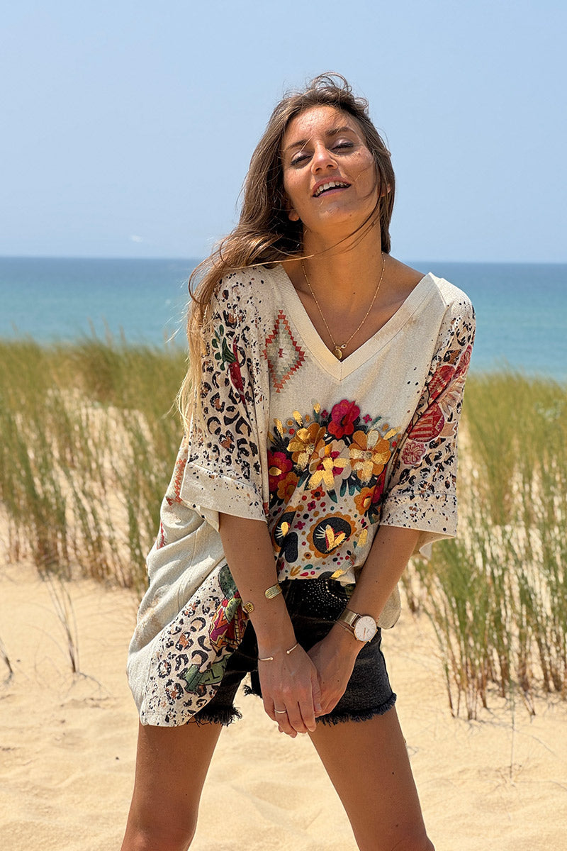 Carla - Top grande de color beige brillante