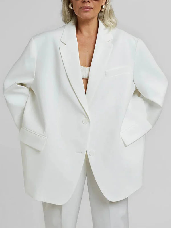 Noelia - Blazer oversize de líneas limpias, color blanco