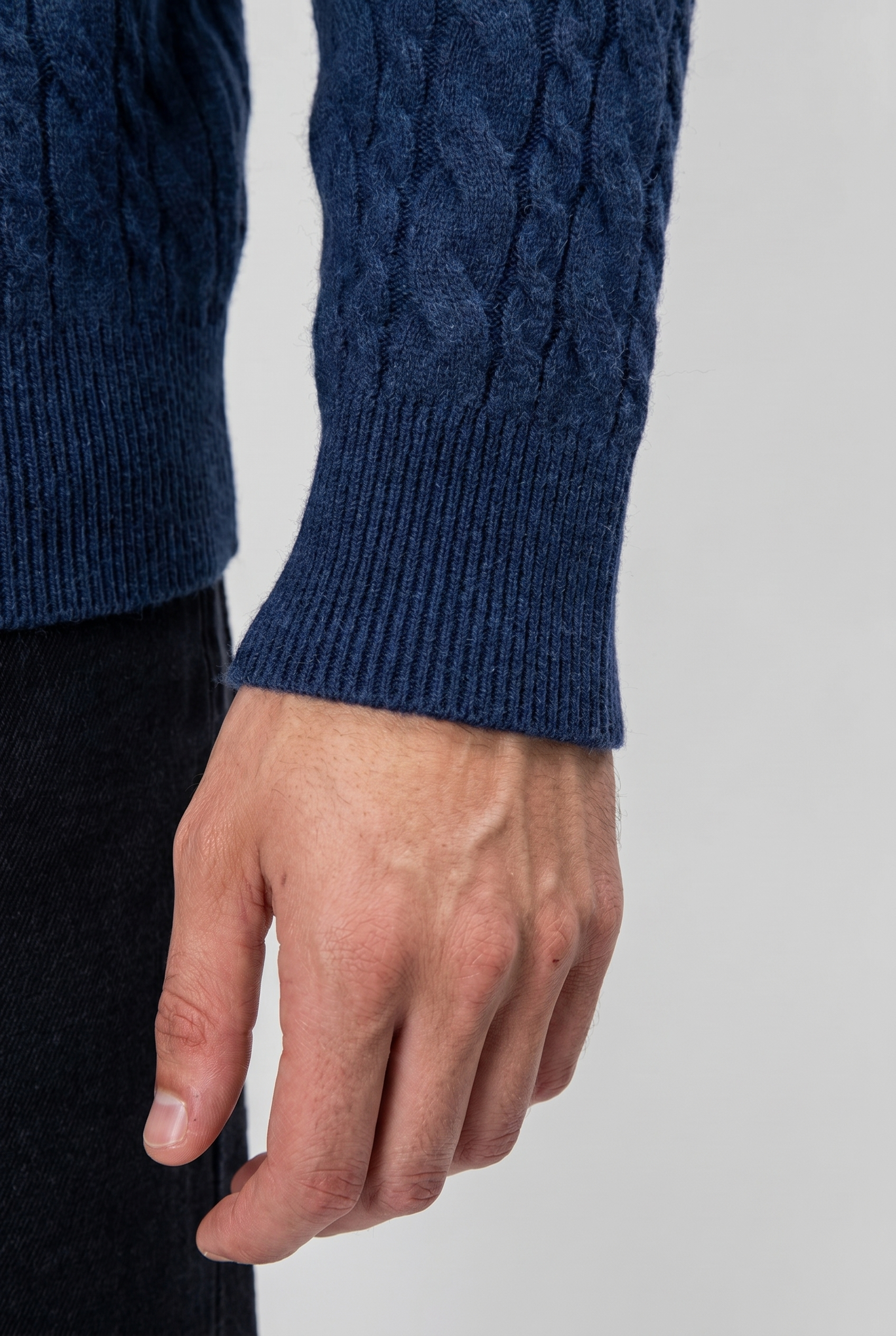 Maximiliano - Sweater Trenzado Verona